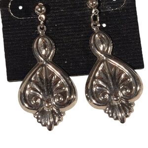 Elegant Silver Dangle Earrings